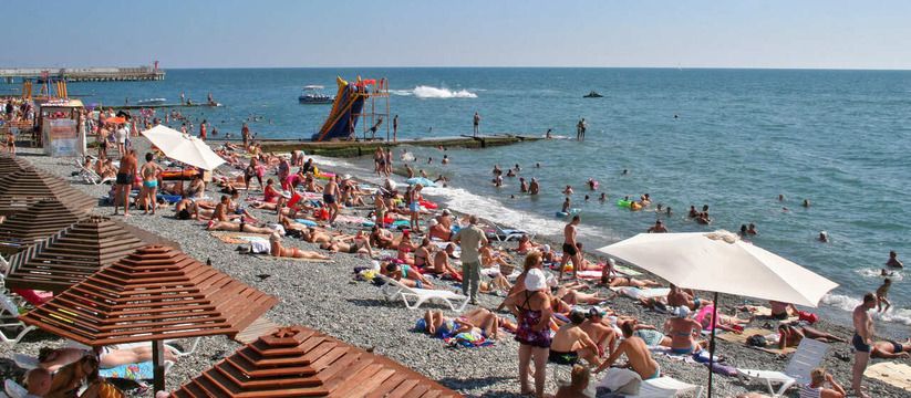 «Море грязное и люди здесь дикие и злые»: россияне дали честные отзывы об отдыхе на Черном море