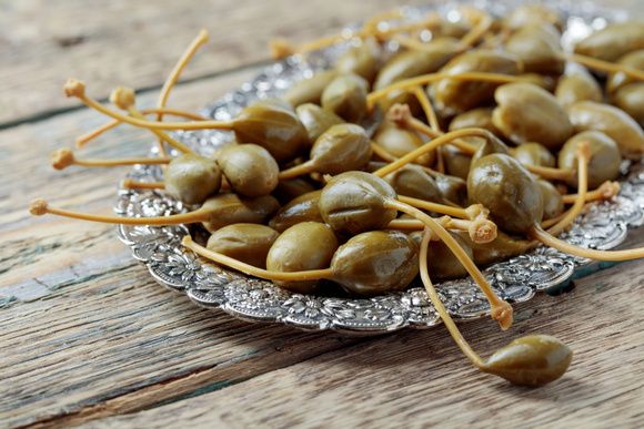 Каперсы: маленькие чудеса, которые преобразят ваши блюда