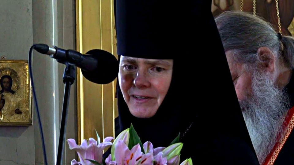 Церковные реформы игуменьи Ксении: что ждет Россию?