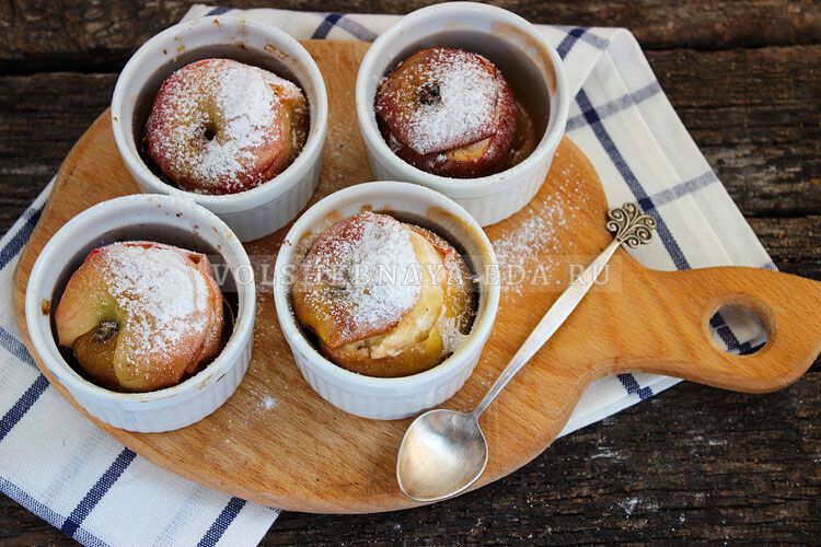 Запеченные яблоки с корицей и сахаром: простой сладкий комфорт на каждый вечер