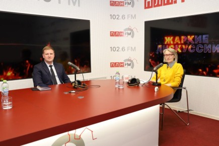 #FM.               :