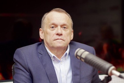 #FM.                  :