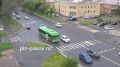 Классика псковского ДТП. Сюжет «Кто не сможет оттормозиться»?