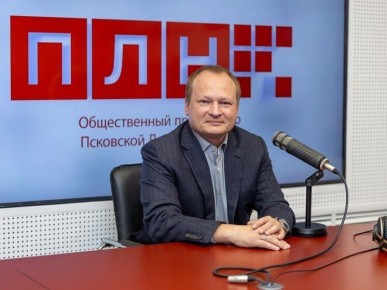   -               3  :