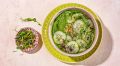 Пробуждение вкуса: нежный овощной смузи-боул с маком и орехами
