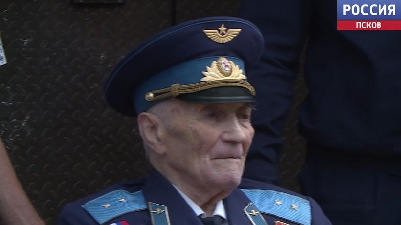 На 101-м году жизни скончался старейший десантник России, ветеран Великой Отечественной, Почетный гражданин города Пскова Георгий Данилович Давыдов