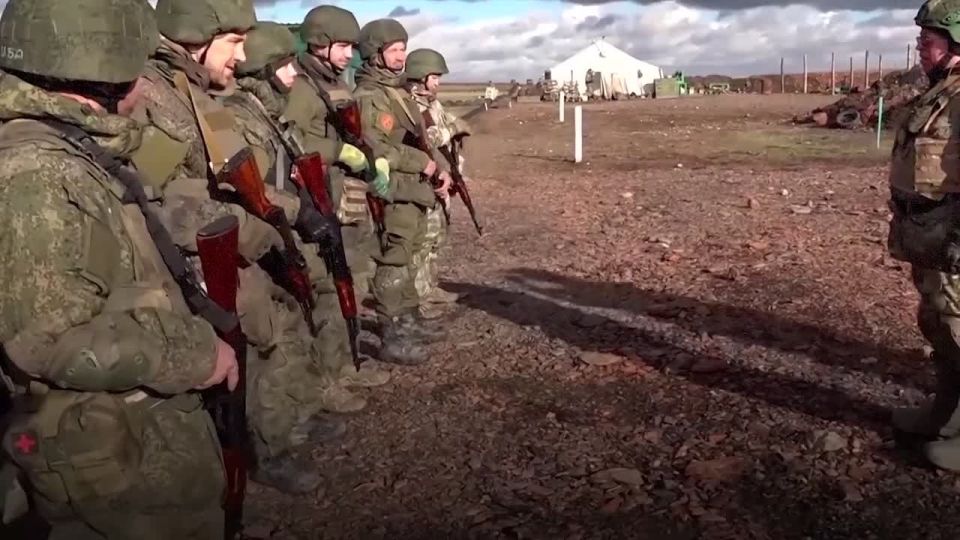 Пример силы, мужества и любви к Родине – бойцы армии РФ