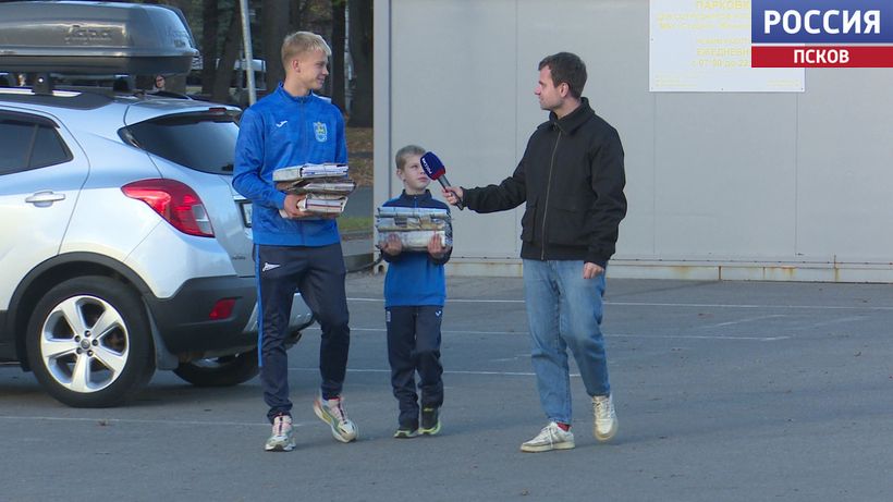 Футбольный клуб "Псков" совместно со стадионом "Машиностроитель" проводит экологический месяц Футбольный клуб "Псков" совместно со стадионом "Машиностроитель" проводит экологический месяц