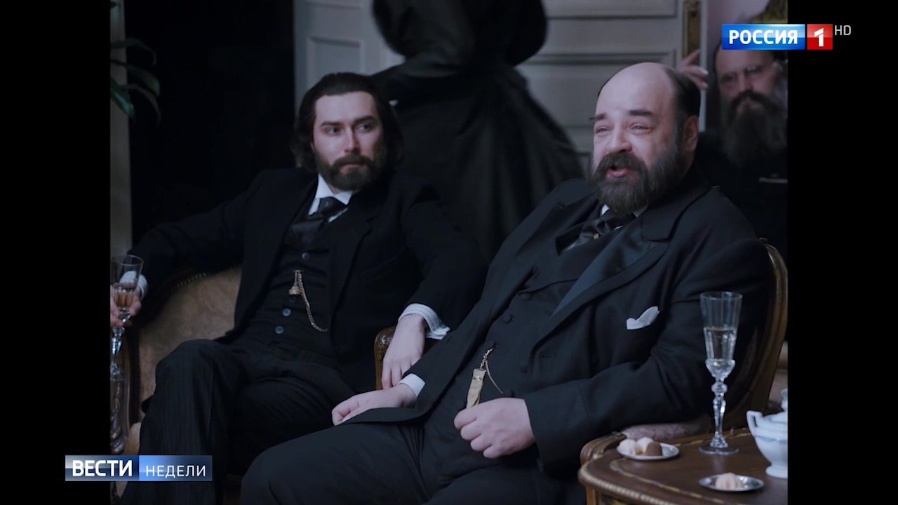 11111"На телеканале "Россия" состоялась премьера 16-серийного киноромана Андрея Кончаловского "Хроники русской революции" 11111"На телеканале "Россия" состоялась премьера 16-серийного киноромана Андрея Кончаловского "Хроники русской революции"