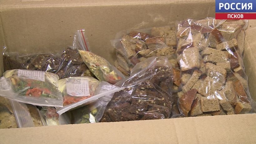 Сегодня в зону СВО к нашим военнослужащим отправился очередной груз из Идрицы Сегодня в зону СВО к нашим военнослужащим отправился очередной груз из Идрицы