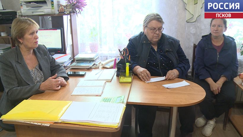 В деревне Носово ловят сигнал Латвии и Украины, но не могут дозвониться в скорую В деревне Носово ловят сигнал Латвии и Украины, но не могут дозвониться в скорую