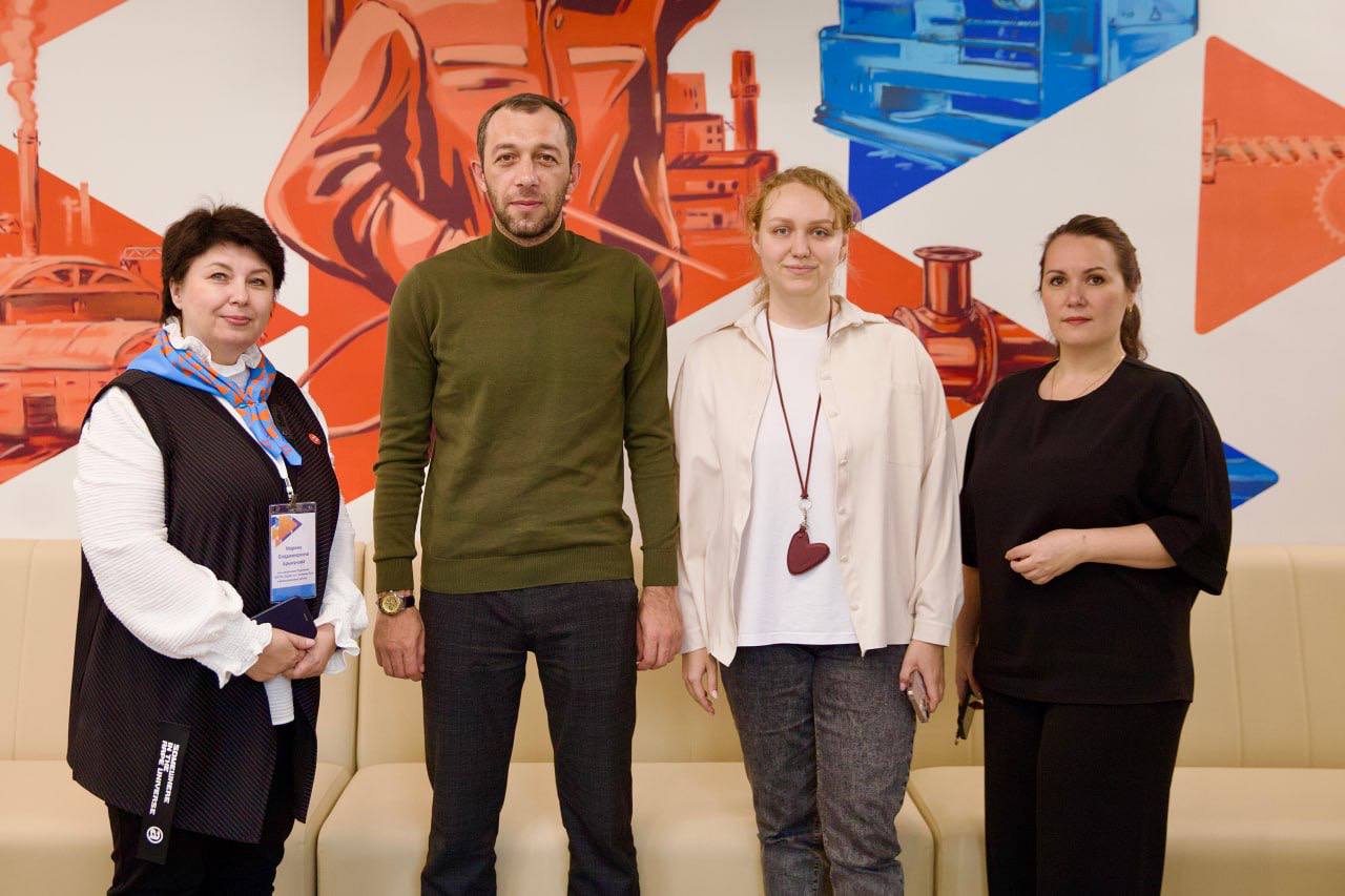 Кадровый центр «Работа России» по г. Великие Луки и Великолукскому муниципальному округу посетил Ромео Черкезия, начальник правового отдела Министерства социального обеспечения и демографической политики Республики Абхазия Кадровый центр «Работа России» по г. Великие Луки и Великолукскому муниципальному округу посетил Ромео Черкезия, начальник правового отдела Министерства социального обеспечения и демографической политики Республики Абхазия