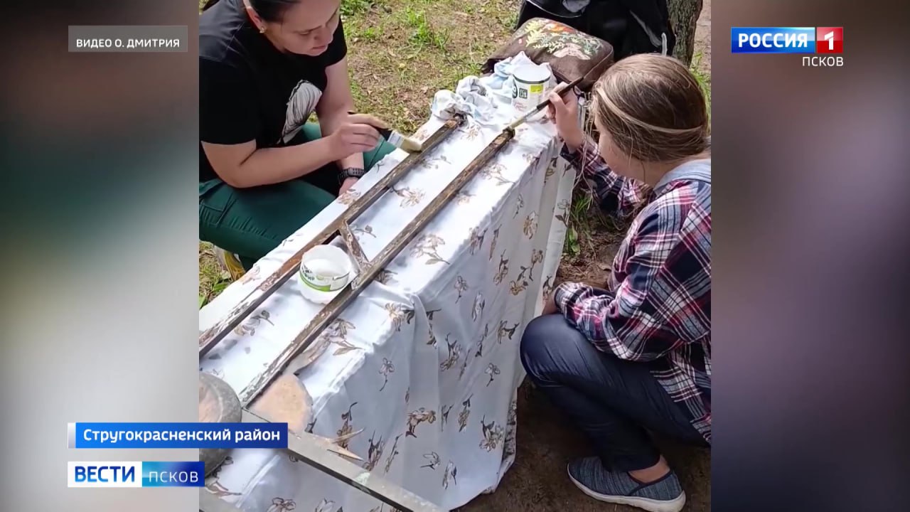 В деревне Щир Стругокрасненского района установлен исторический крест на часовне святого благоверного князя Александра Невского В деревне Щир Стругокрасненского района установлен исторический крест на часовне святого благоверного князя Александра Невского