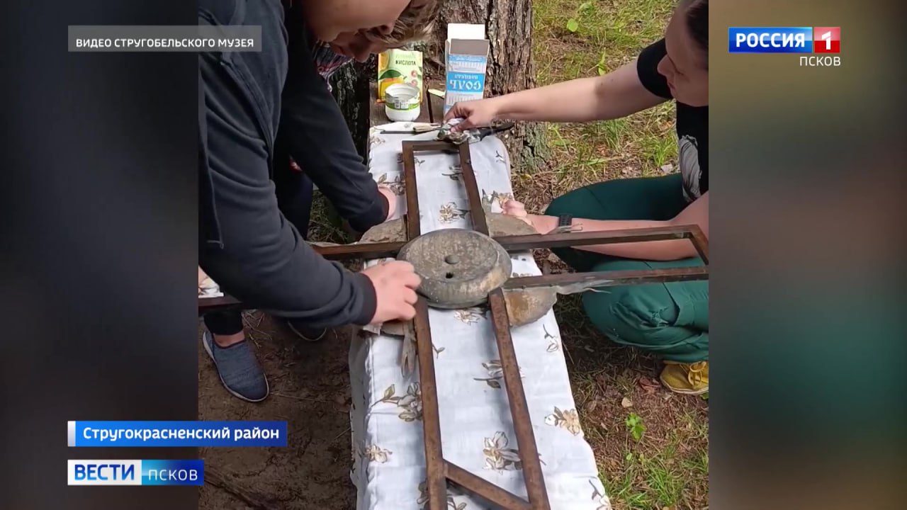 В деревне Щир Стругокрасненского района установлен исторический крест на часовне святого благоверного князя Александра Невского В деревне Щир Стругокрасненского района установлен исторический крест на часовне святого благоверного князя Александра Невского