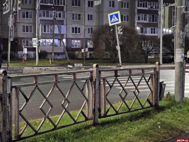 Смертельное ДТП на Рижском проспекте: что известно о трагедии в Пскове Смертельное ДТП на Рижском проспекте: что известно о трагедии в Пскове