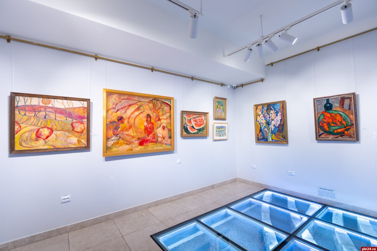 В Пскове открылась выставка к 100летию художника Владимира Малевского В Пскове открылась выставка к 100летию художника Владимира Малевского