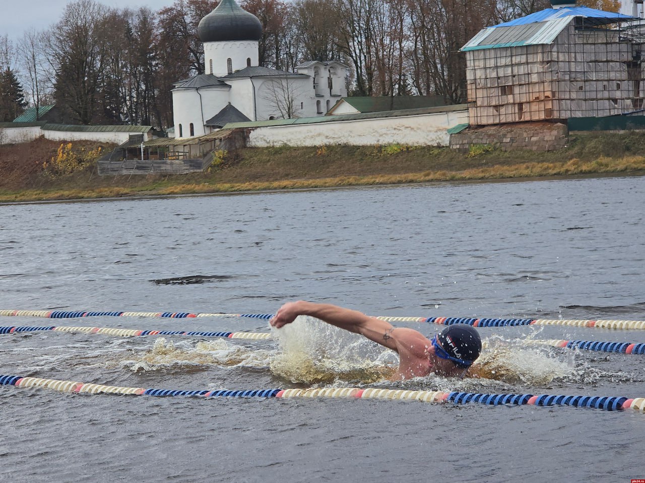 «Морозный вызов» на реке Великой