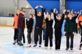 В массовом катании на коньках в Пскове приняли участие порядка 100 человек
