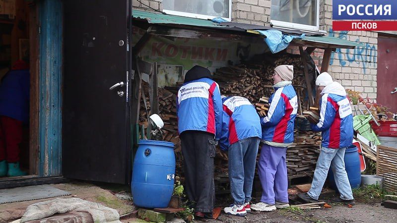 Более 90 школьников из Пскова и других городов региона приняли участие в "ТОПовом" десанте Более 90 школьников из Пскова и других городов региона приняли участие в "ТОПовом" десанте