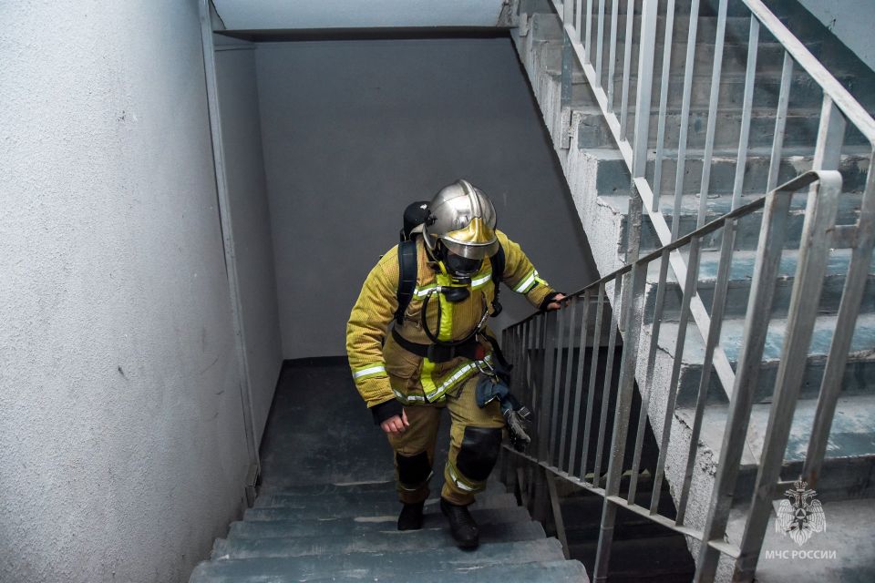 Псковские огнеборцы стали участниками Международных соревнований «Вертикальный вызов» 2025 Псковские огнеборцы стали участниками Международных соревнований «Вертикальный вызов» 2025