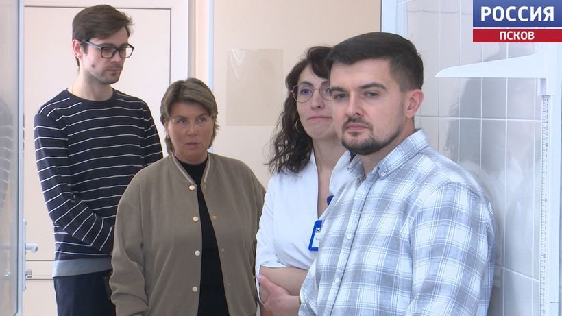 Участники программы "Герои земли Псковской" знакомятся с работой органов власти Участники программы "Герои земли Псковской" знакомятся с работой органов власти