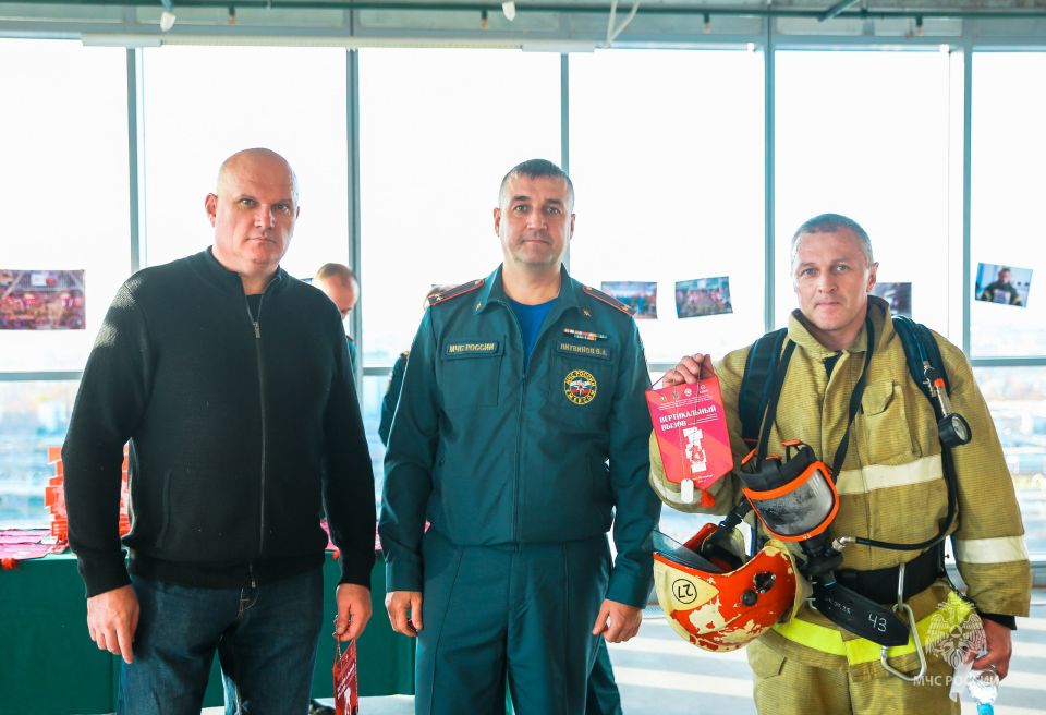 Псковские огнеборцы стали участниками Международных соревнований «Вертикальный вызов» 2025 Псковские огнеборцы стали участниками Международных соревнований «Вертикальный вызов» 2025
