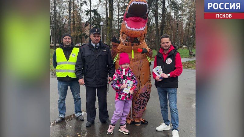          &quot;  &quot;        &quot;    2025&quot;