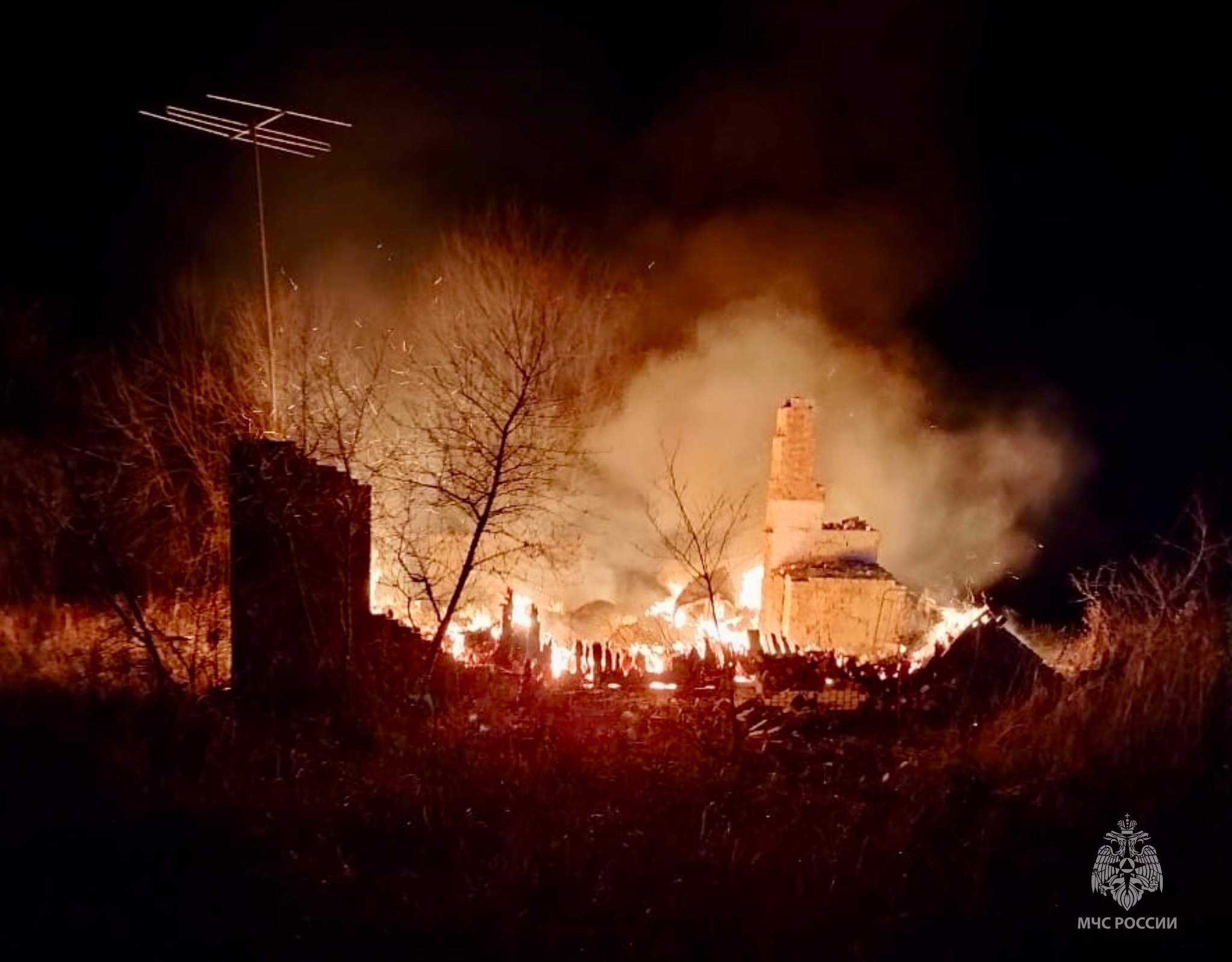 #ОперативноЗаВыходные. За минувшие выходные пожарно-спасательные подразделения Псковской области реагировали на 10 техногенных пожаров
