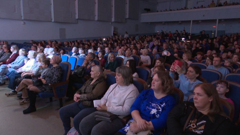 Псков передал Республике Коми копию Знамени Победы в рамках всероссийской акции Псков передал Республике Коми копию Знамени Победы в рамках всероссийской акции