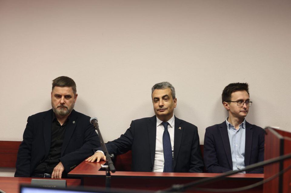 Льва Шлосберга* приговорили к обязательным работам Льва Шлосберга* приговорили к обязательным работам