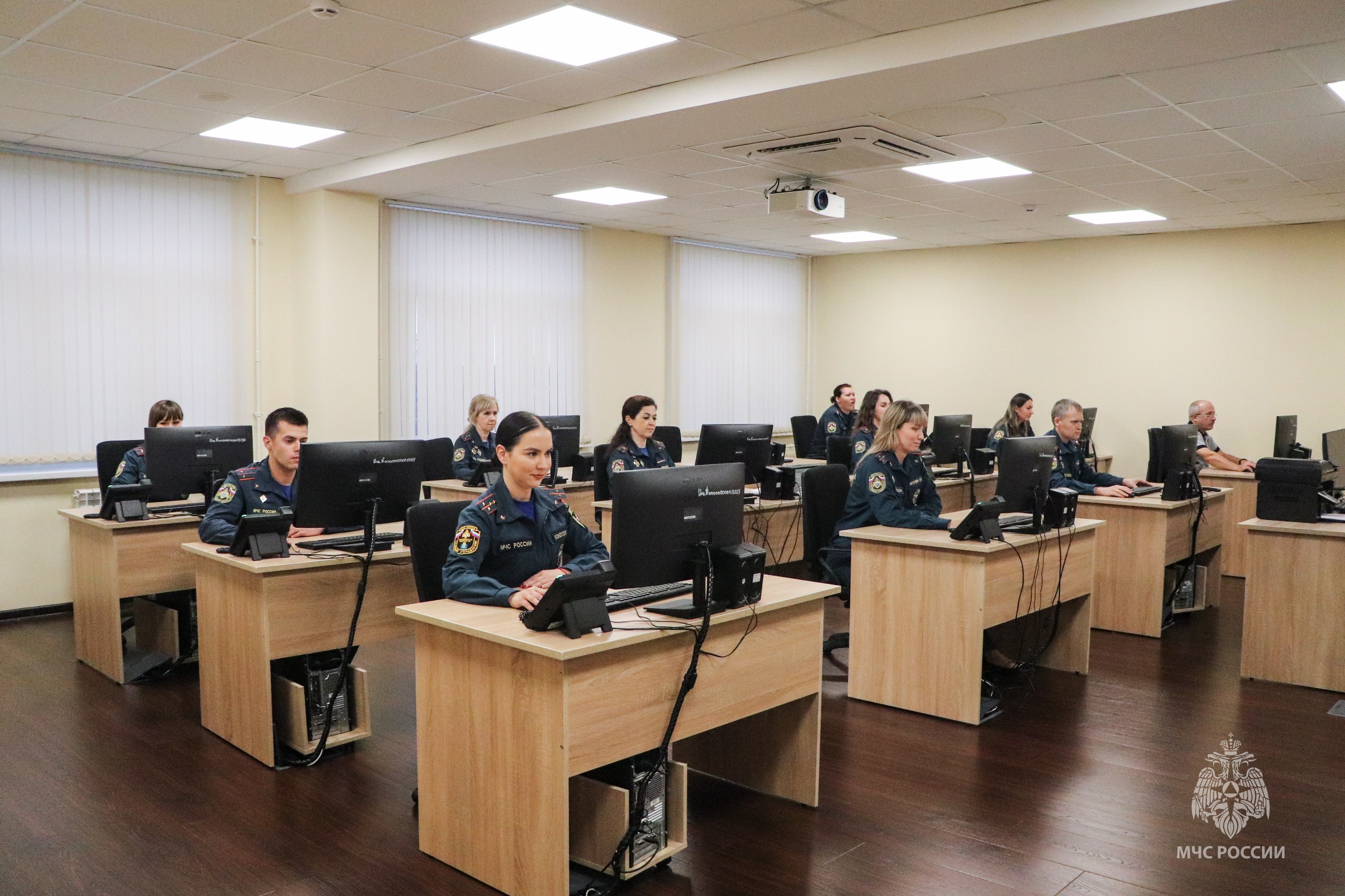 Сотрудники МЧС проверили свои знания о культуре народов России Сотрудники МЧС проверили свои знания о культуре народов России