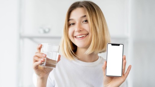 Не вздумайте делать это с упавшим в воду телефоном: будет только хуже