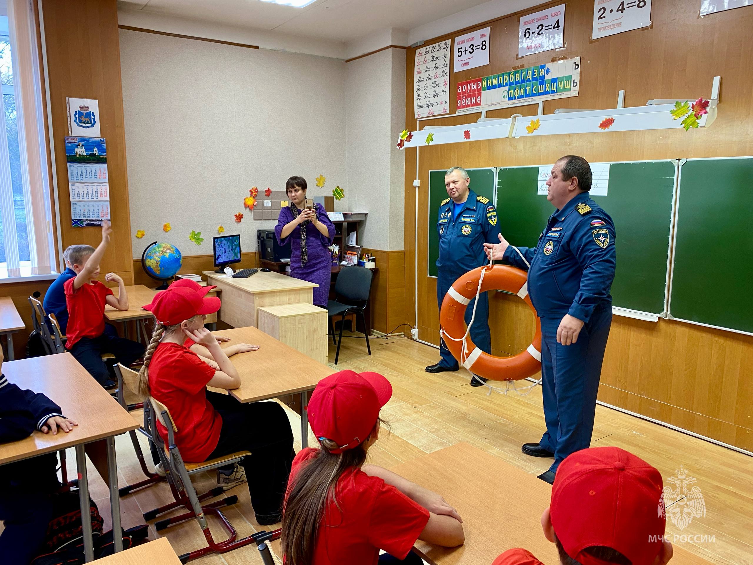 Урок от профессионалов: специалисты ГИМС напомнили о безопасности на водоемах Урок от профессионалов: специалисты ГИМС напомнили о безопасности на водоемах