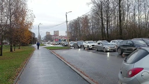 На Рижском проспекте у телецентра произошло ДТП, на место выезжали экстренные службы