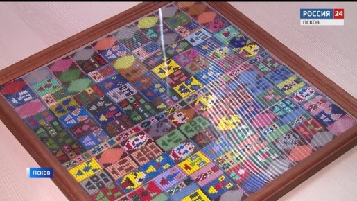 В Псковском областном центре народного творчества открылась выставка Геннадия Куркина