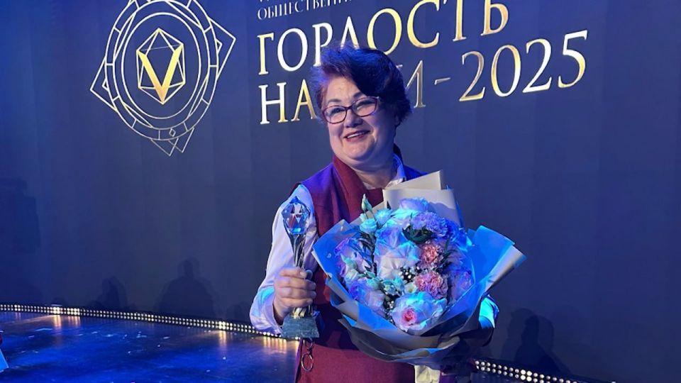 Учитель русского языка и литературы из Великих Лук Татьяна Рассолова стала лауреатом премии "Гордость нации"