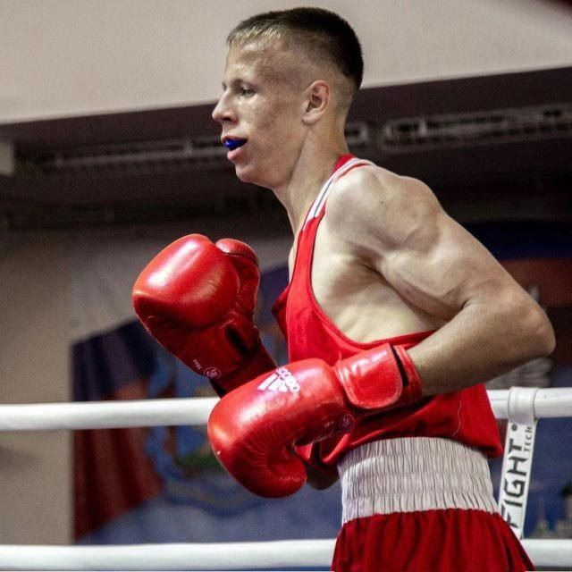 Псковские боксеры принимают участие в первом в истории чемпионате России по дисциплине "Удар на силу"