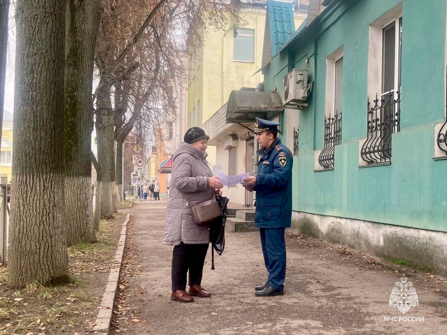 #Профилактика. Сегодня сотрудниками Главного управления МЧС России по Псковской области в рамках комплекса профилактических мероприятий проведен профилактический рейд в городе Великие Луки #Профилактика. Сегодня сотрудниками Главного управления МЧС России по Псковской области в рамках комплекса профилактических мероприятий проведен профилактический рейд в городе Великие Луки