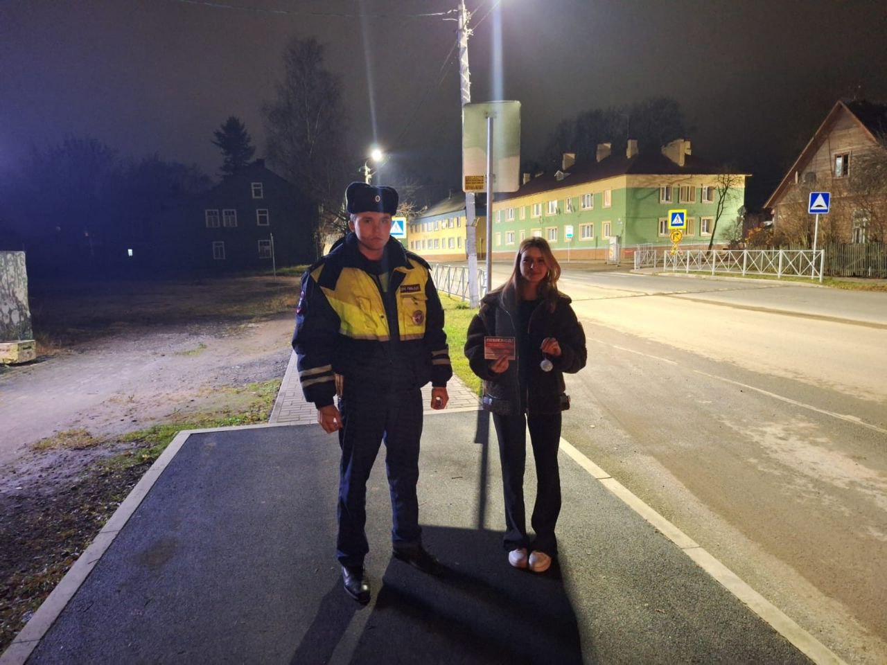 На территории г.Печоры, д.Изборск, Печорского района, р.п. Палкино прошла акция "Засветись" На территории г.Печоры, д.Изборск, Печорского района, р.п. Палкино прошла акция "Засветись"