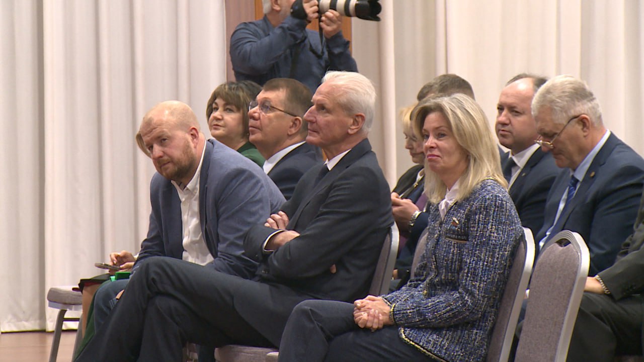 На форуме в Пскове депутаты "Единой России" обсудили будущее региона и ключевые направления развития На форуме в Пскове депутаты "Единой России" обсудили будущее региона и ключевые направления развития