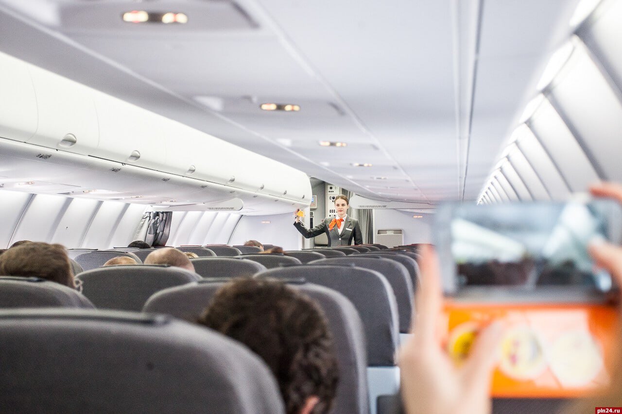 Приземляемся. Привыкших летать жителей Псковской области снова опускают на землю