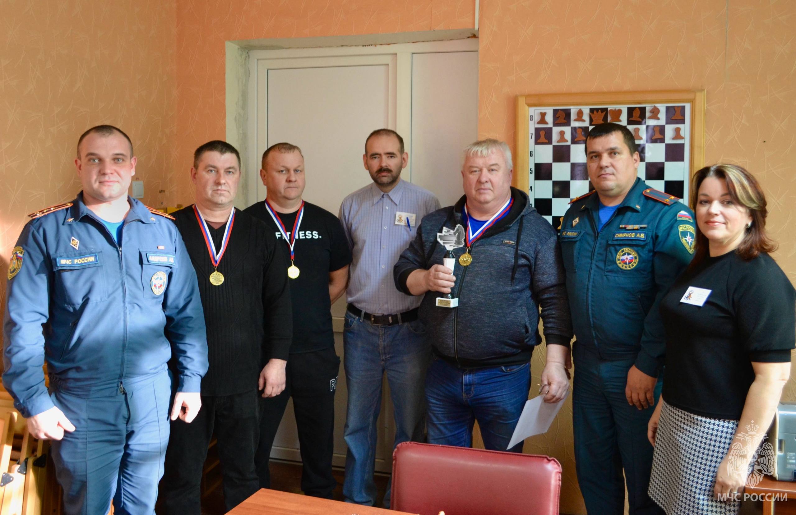 Пожарные соревновались в быстрых шахматах Пожарные соревновались в быстрых шахматах