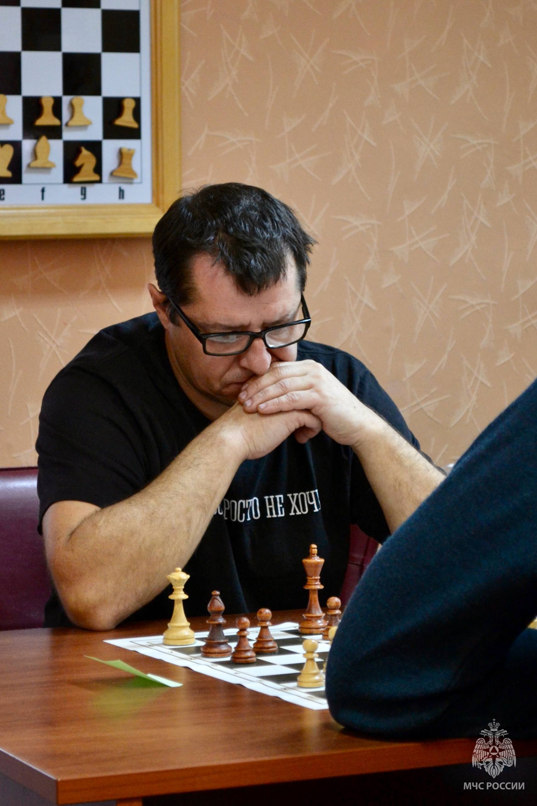 Пожарные соревновались в быстрых шахматах Пожарные соревновались в быстрых шахматах