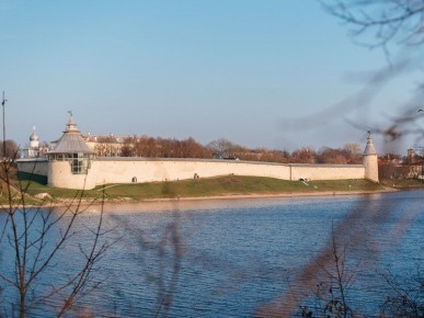 Аналитики сервиса для путешествий OneTwoTrip назвали три города России, которые станут наиболее выгодными направлениями для отдыха в период до конца 2025 года