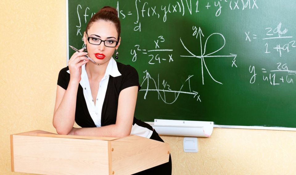 В школах Псковской области не хватает почти 140 педагогов