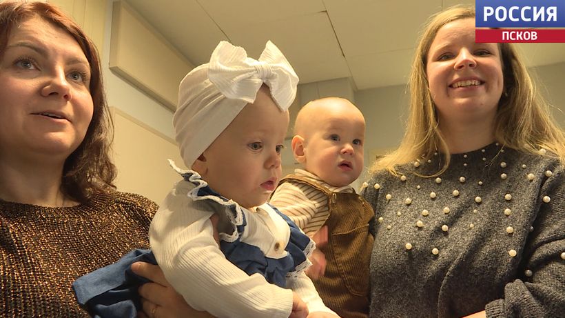 Спасти и выходить. В перинатальном центре прошла встреча родителей с теми, кто спас их недоношенных детей Спасти и выходить. В перинатальном центре прошла встреча родителей с теми, кто спас их недоношенных детей