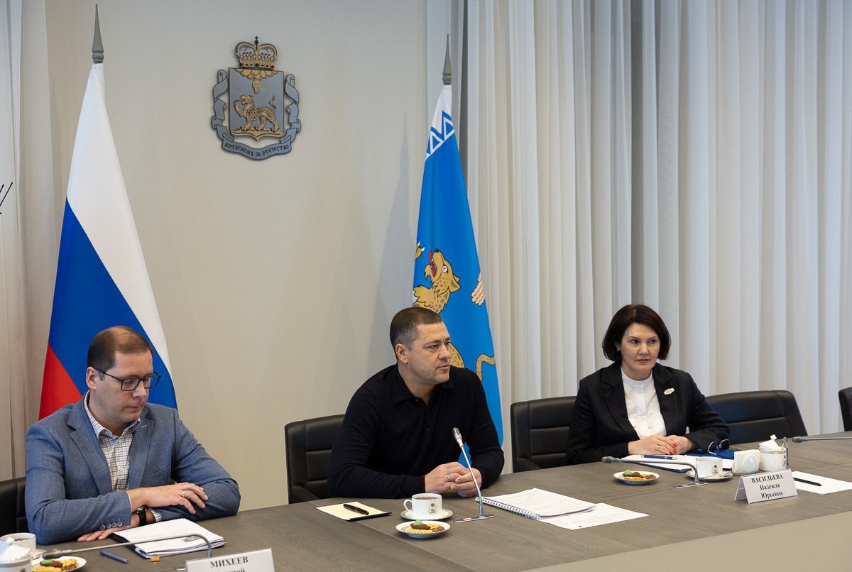 Участник региональной кадровой программы «Герои земли Псковской» Александр Борисенко поделился идеей создания в регионе предприятия по переработке мусора Участник региональной кадровой программы «Герои земли Псковской» Александр Борисенко поделился идеей создания в регионе предприятия по переработке мусора