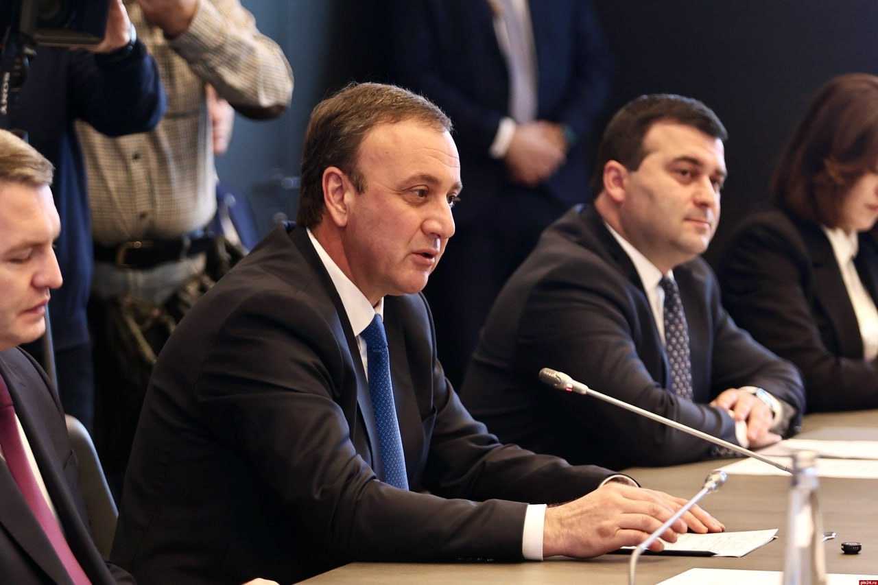 Соглашение о дружественных отношениях между Псковом и Гудаутским районом Абхазии подписали 17 ноября Соглашение о дружественных отношениях между Псковом и Гудаутским районом Абхазии подписали 17 ноября