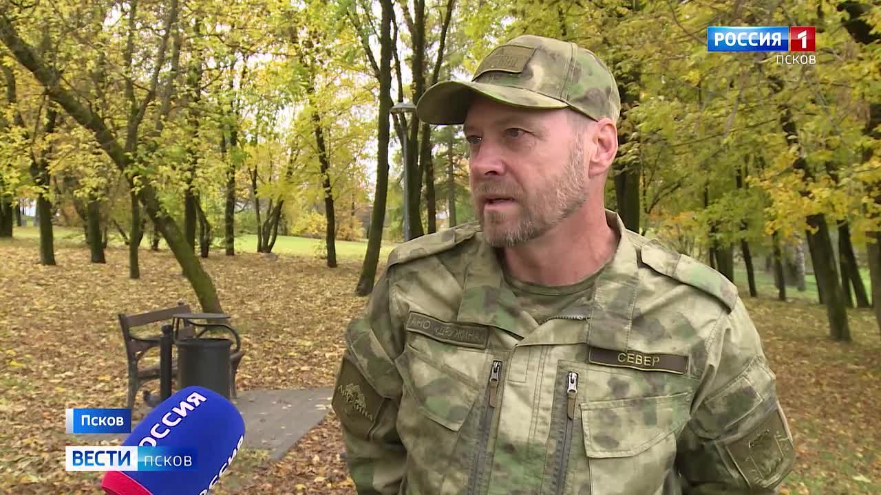 Счет шел на мгновения. Псковский дружинник Евгений Соколов спас пострадавшего в ДТП