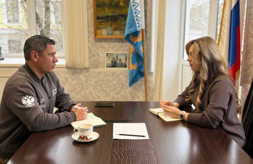 Участник федеральной программы «Время героев» проходит стажировку в Министерстве труда и занятости Псковской области